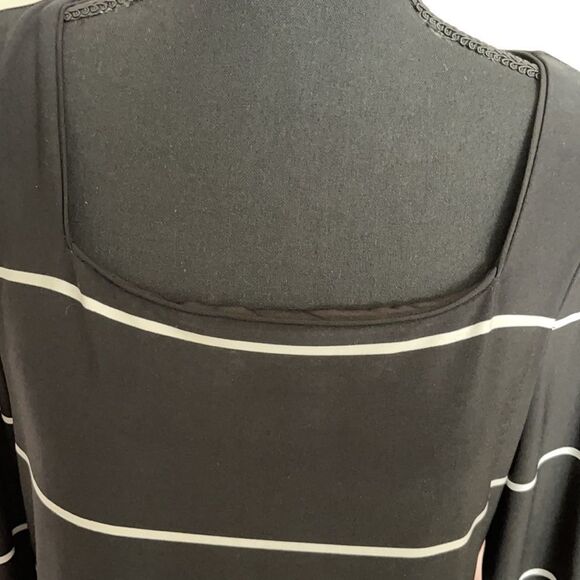 White House Black Market Stripped Dress with Florals in Size M - Picture 5 of 7